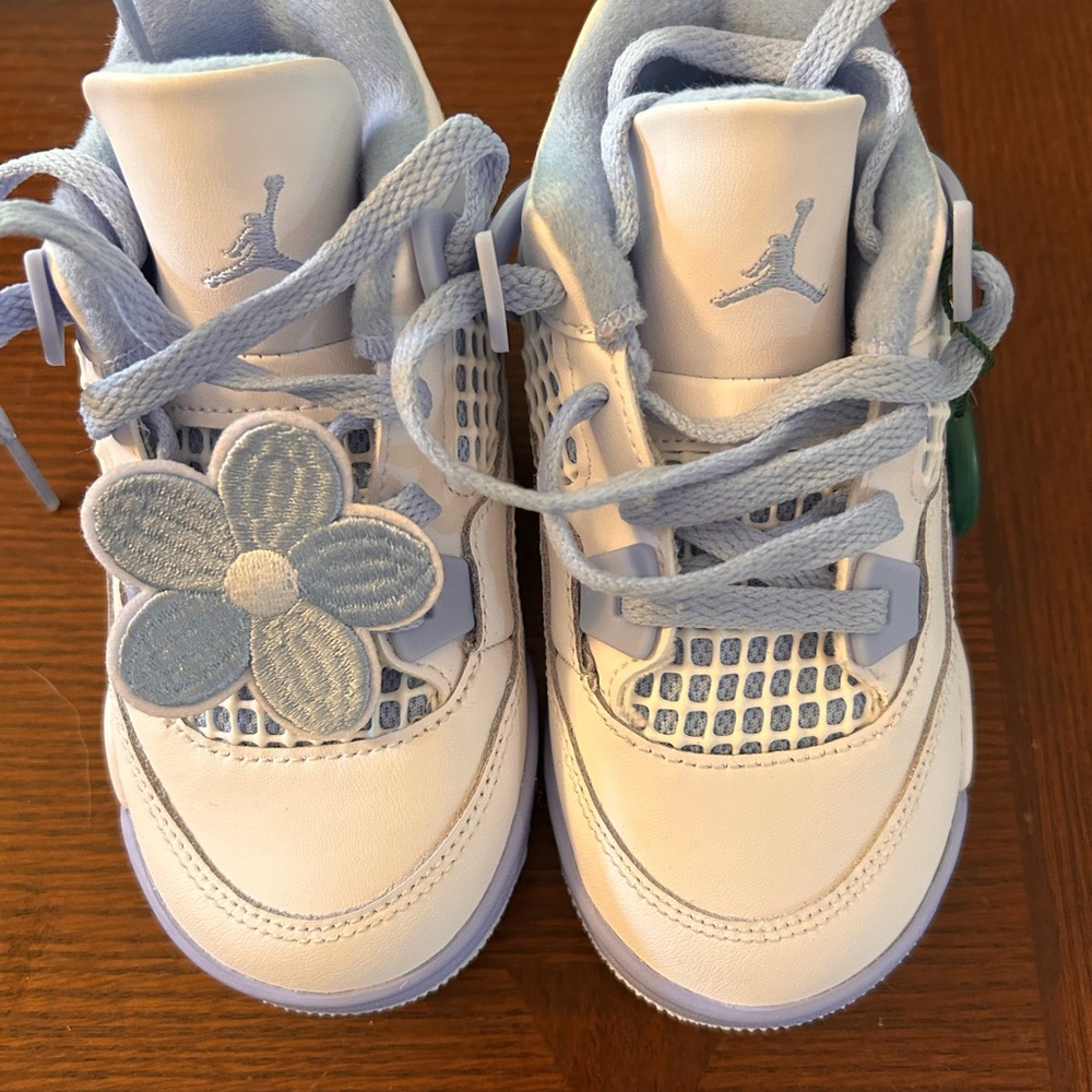 NIB Jordan 4 Retro child sneakers